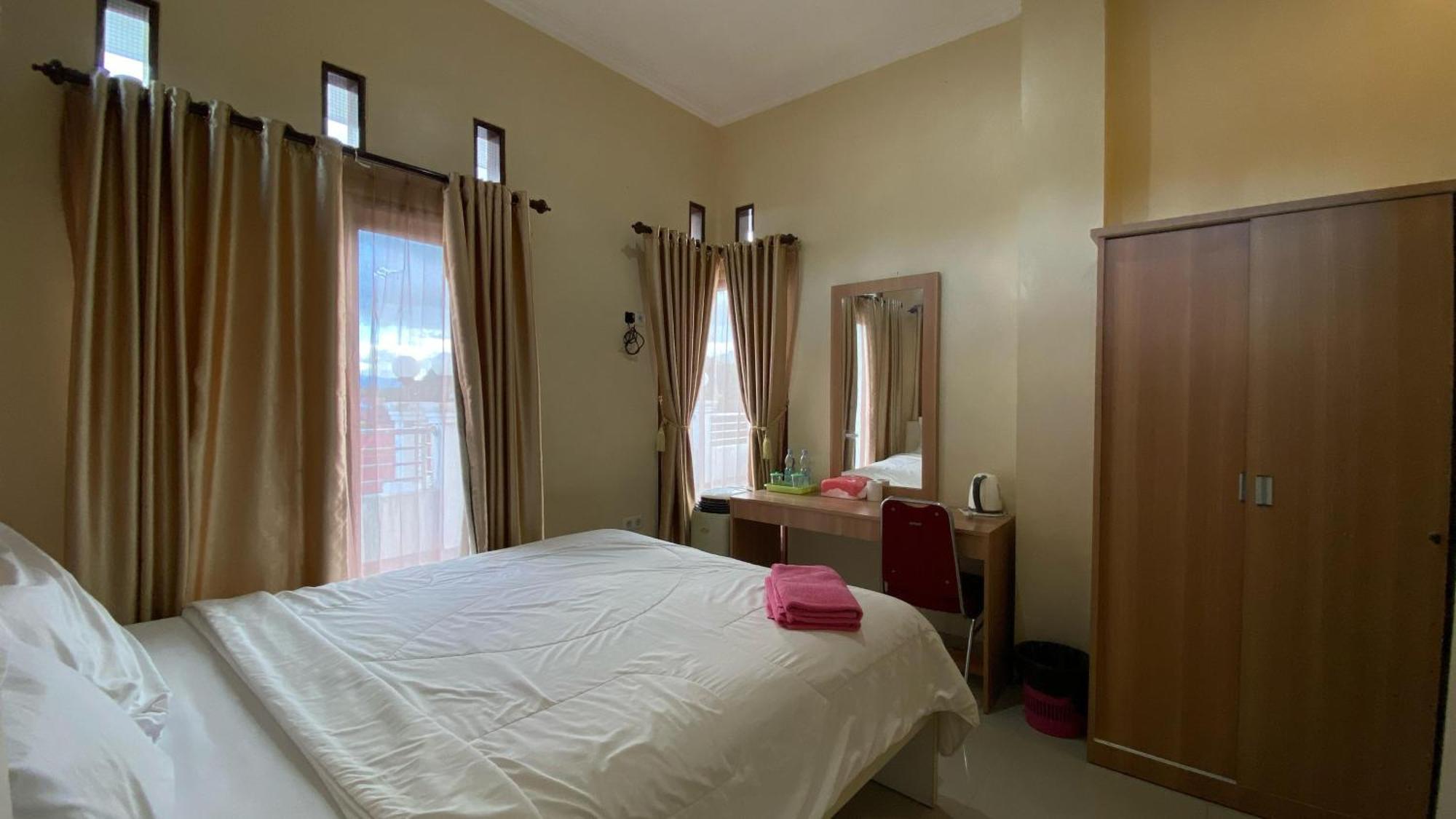 רנטפאו Toraja Lodge Guest House מראה חיצוני תמונה